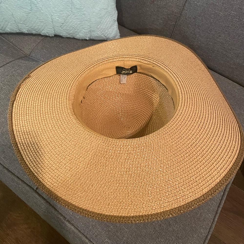 Sun hat